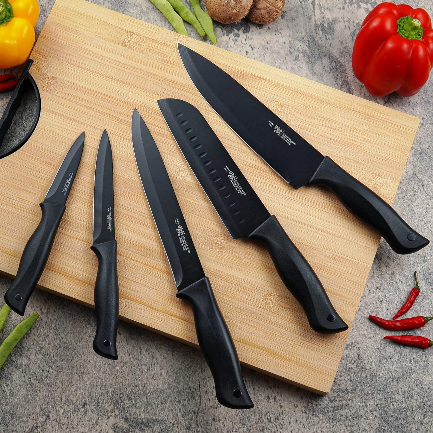 HD Hunter Knife Set: 15-Piece Dishwasher Safe Kitchen Knife Set with Self-Sharpening Block, Includes 6 Steak Knives - Sleek Black Design